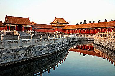 暴雪《炉石传说》团队裁员 10人受到影响